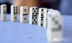 Dominos