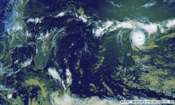 faraji cyclone tropical intense