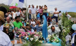 Fête de la pêche à la Possession - Procession religieuse 