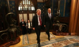 John Bolton, conseiller de Donald Trump à la Sécurité nationale, rencontre le ministre russe des Affaires étrangÚres, Sergei Lavrov, le 22 octobre à Moscou.
