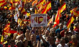 Des manifestants contre l'indépendance de la Catalogne rassemblés à Barcelone, le 8 octobre 2017