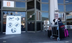 rapatriement français maurice aéroport