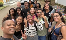 Saint-André : les élèves du collège Milles Roches réalisent un film pour alerter sur les dangers des réseaux sociaux