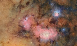 Image non-datée prise par l'observatoire Vera Rubin publiée le 20 juin par le NSF et le DOE de la nébuleuse trifide et de la lagune ( NSF-DOE Vera C. Rubin Observatory / HANDOUT )