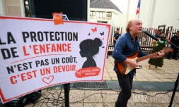 Mobilisation Tribunal Saint-Denis - EPA Parole de parents