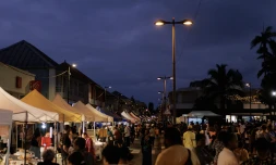 Marché de nuit de saint-benoit