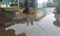 Sainte-Marie : les maternelles de Desbassyns couverts de sable et les pieds dans la boue