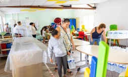 Tampon : distribution de packs d'eau