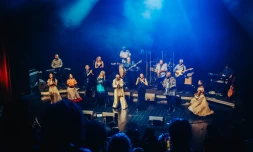 Michou en concert à la Salle Gramoun Lélé avec le Bisik