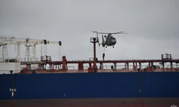 Un pétrolier suspecté d'arborer un faux pavillon et de transport illicite de carburants intercepté au large de La Réunion
