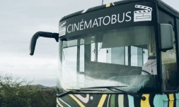 Cinématobus : Château Morange emmène le cinéma péi au pied des immeubles