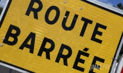 panneau route barrée 
