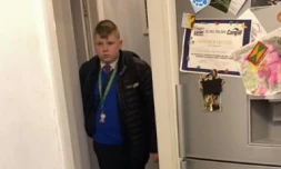 un élève de 12 ans organise une rave dans les toilettes de son collège