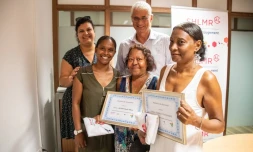 Remise d'attestation de citoyenneté