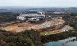 La carriÚre d'andalousite exploitée par la société Imerys, le 5 novembre 2024 à Glomel (CÎte-d'Armor) ( AFP / Damien MEYER )