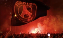Célébrations de victoire du PSG: un mineur tué à l'arme blanche à Dax, une voiture fonçe dans la foule à Grenoble ©AFP or licensors