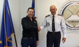 Signature d'une convention entre la Police et une société de sécurité privée