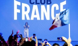 JO- 2024 : la surfeuse Johanne Defay acclamée au Club France