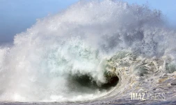 Maintien de la vigilance jaune vagues - submersion entre le Port et Saint-Philippe