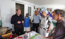 Saint-Pierre : distribution de kits anti-moustiques pour les personnes isolées