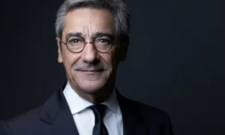 Le ministre du Commerce Serge Papin déchargé des dossiers liés à Auchan