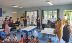 Saint-Paul : le maire visite une école élémentaire
