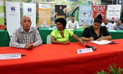 Saint-Denis : la ville renouvelle neuf conventions pour l'insertion