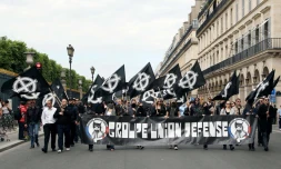 Des membres du GUD (Groupe Union Defense) lors d'une manifestation Ă Paris.