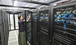 Des serveurs à Suwon en Corée du Sud. D'ici à 2025 le secteur de la tech devrait consommer 20% de l'électricité produite au niveau mondial et représenter 5,5% des émissions carbones totales