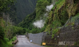 Route de Salazie fermée à la circulation, purge route de salazie