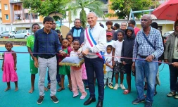 Saint-André : le Carré Fayard accueille une nouvelle aire de jeux