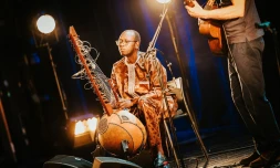 Concert : Ballaké Sissoko et Piers Faccini enchantent la salle Gramoun Lélé
