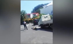 Titi le Comik et Tony Boyer pris pour des bandits... à cause d'un faux pistolet