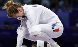 La détresse d'Auriane Mallo-Breton après la défaite des Françaises contre l'Italie, le 30 juillet. (