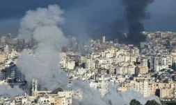 L'Iran sous le feu israélo-américain, Trump dit avoir "presque tout détruit"