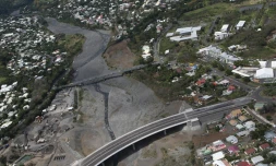 Le pont de la Rivière des pluies