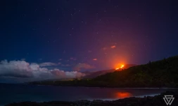 Volcan de nuit éruption de février 2020