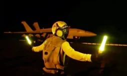 Cette capture réalisée le 22 juillet 2026 d'une vidéo diffusée la veille par le Centcom montre ce que l'armée américaine décrit comme le lancement de frappes de précision sur l'Iran ( US Central Command (CENTCOM) / - )