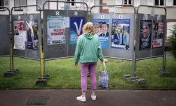 Le décor est planté pour le second tour des élections législatives ( AFP / SEBASTIEN BOZON )