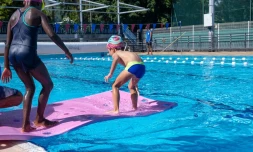 piscine de bois de nèfles