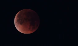 Eclipse de lune vue depuis Los Angeles le 31 janvier 2018