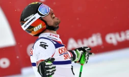 Marcel Hirscher exulte après son sacre mondial dans le slalom géant à Saint-Moritz, le 17 février 2017