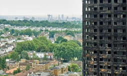 La tour Grenfell totalement détruite par un incendie, le 22 juin 2017 à Londres