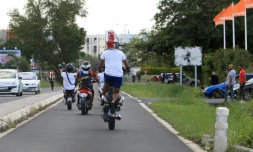 Rodéo sauvage à Saint-Denis : les conducteurs des deux-roues recherchés