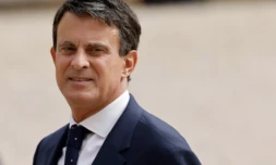L'ancien Premier ministre Manuel Valls arrive à l'Elysée, le 7 mai 2022 à Paris ( AFP / Ludovic MARIN )