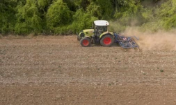 Les députés ont adopté contre l'avis du gouvernement plusieurs mesures qui aboutiraient à alourdir les dépenses du budget de l'agriculture de un milliard d'euros 