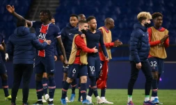 La joie des joueurs du Paris-SG aprĂšs leur qualification en demi-finales de la Ligue des champions, au Parc des Princes, le 13 avril 2021