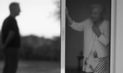 Saint-Denis : une exposition photo sur les aidants et les aidés