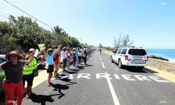 Manifestation contre la crrière de Bois Blanc - Touch Pa Nout Roche