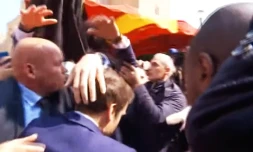 Cergy : Emmanuel Macron visé par un jet de tomates 